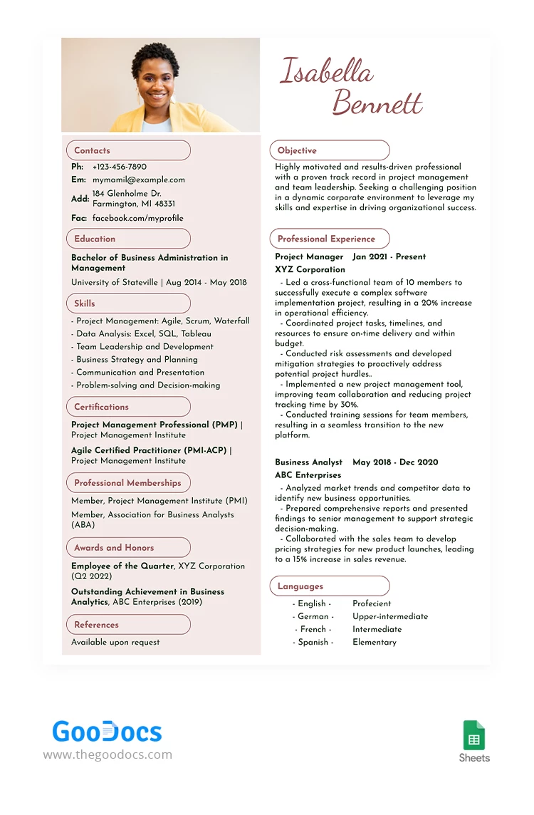 CV de Chef de Projet Beige - free Google Docs Template - 10066477