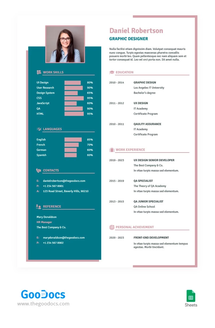 Teal Diseñador Currículum - free Google Docs Template - 10064335